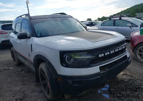 2021 Ford Bronco Sport Outer Banks z USA, uszkodzony, nr VIN 3FMCR9C68MRA95853